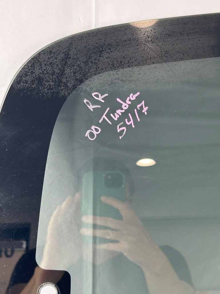 2000-2006 Toyota Tundra Extended Cab Right Rear Door Window Glass