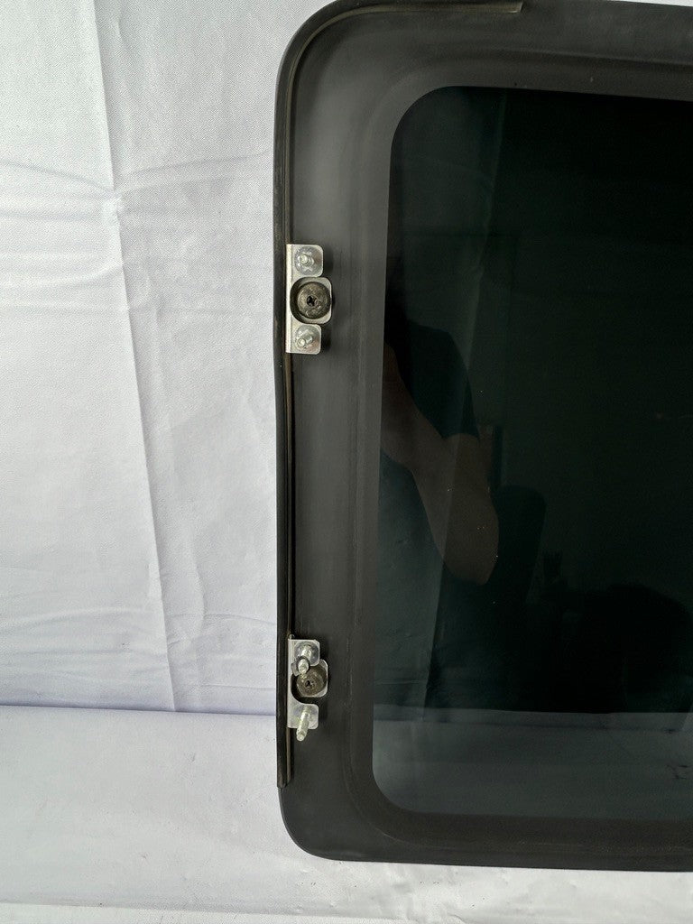 2000-2006 Toyota Tundra Extended Cab Right Rear Door Window Glass