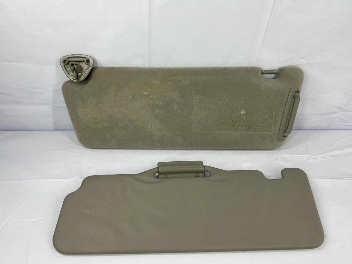 2000-03 Toyota Tundra Passenger and Secondary Sun Visor Shade OEM 74310-0C110-B1