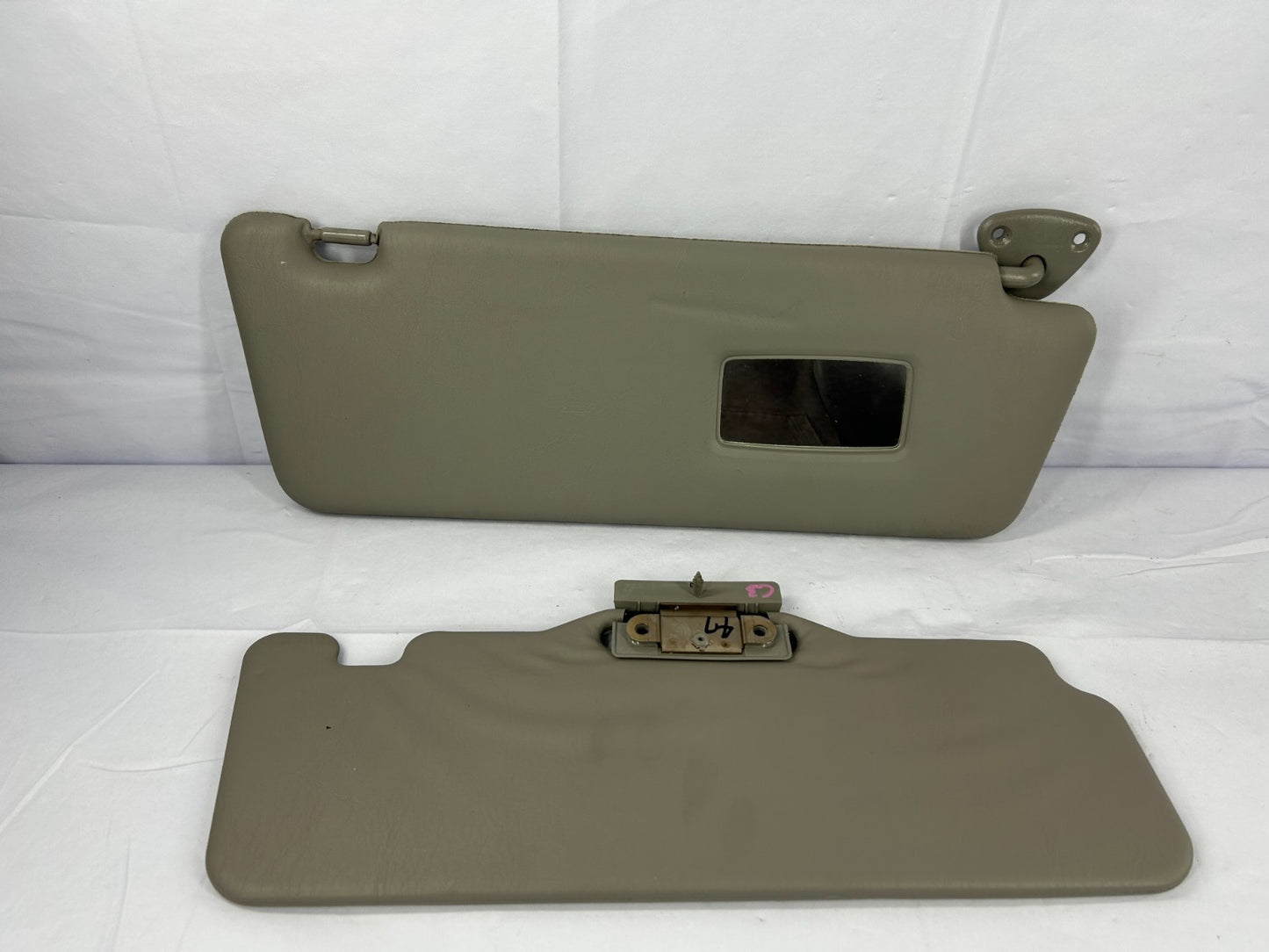 2000-2003 Toyota Tundra Passenger and Secondary Sun Visor Shade OEM