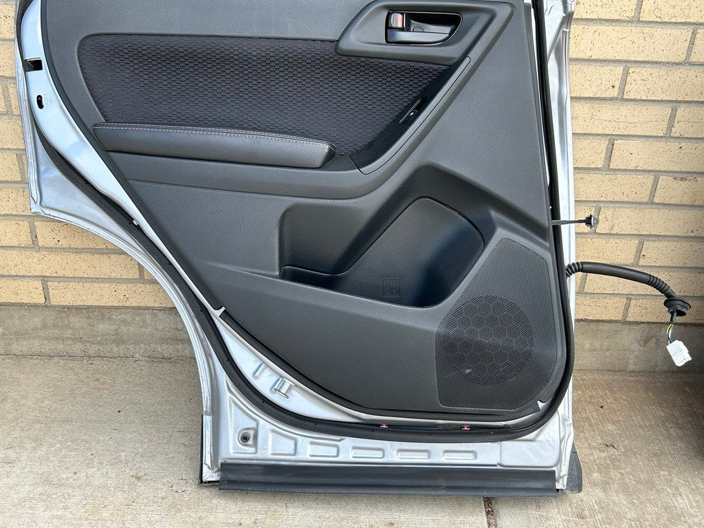 2014-2018 Subaru Forester Left Rear Door Shell Complete Silver 1GU 60409SG0319P