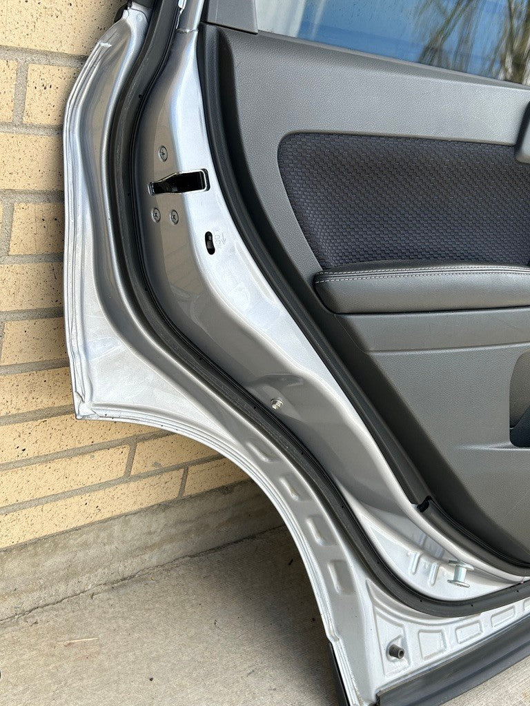 2014-2018 Subaru Forester Left Rear Door Shell Complete Silver 1GU 60409SG0319P