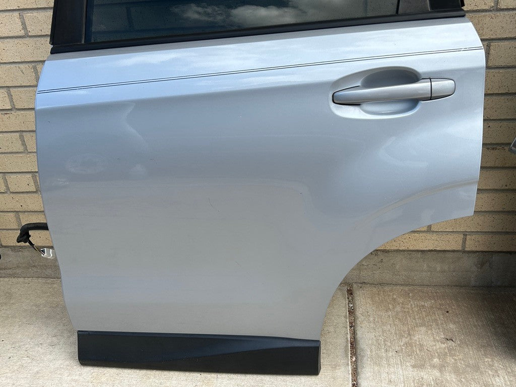2014-2018 Subaru Forester Left Rear Door Shell Complete Silver 1GU 60409SG0319P