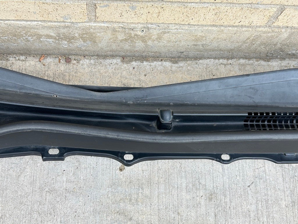 2014-2018 Subaru Forester Front Windshield Wiper Cowl Cover Panel OEM
