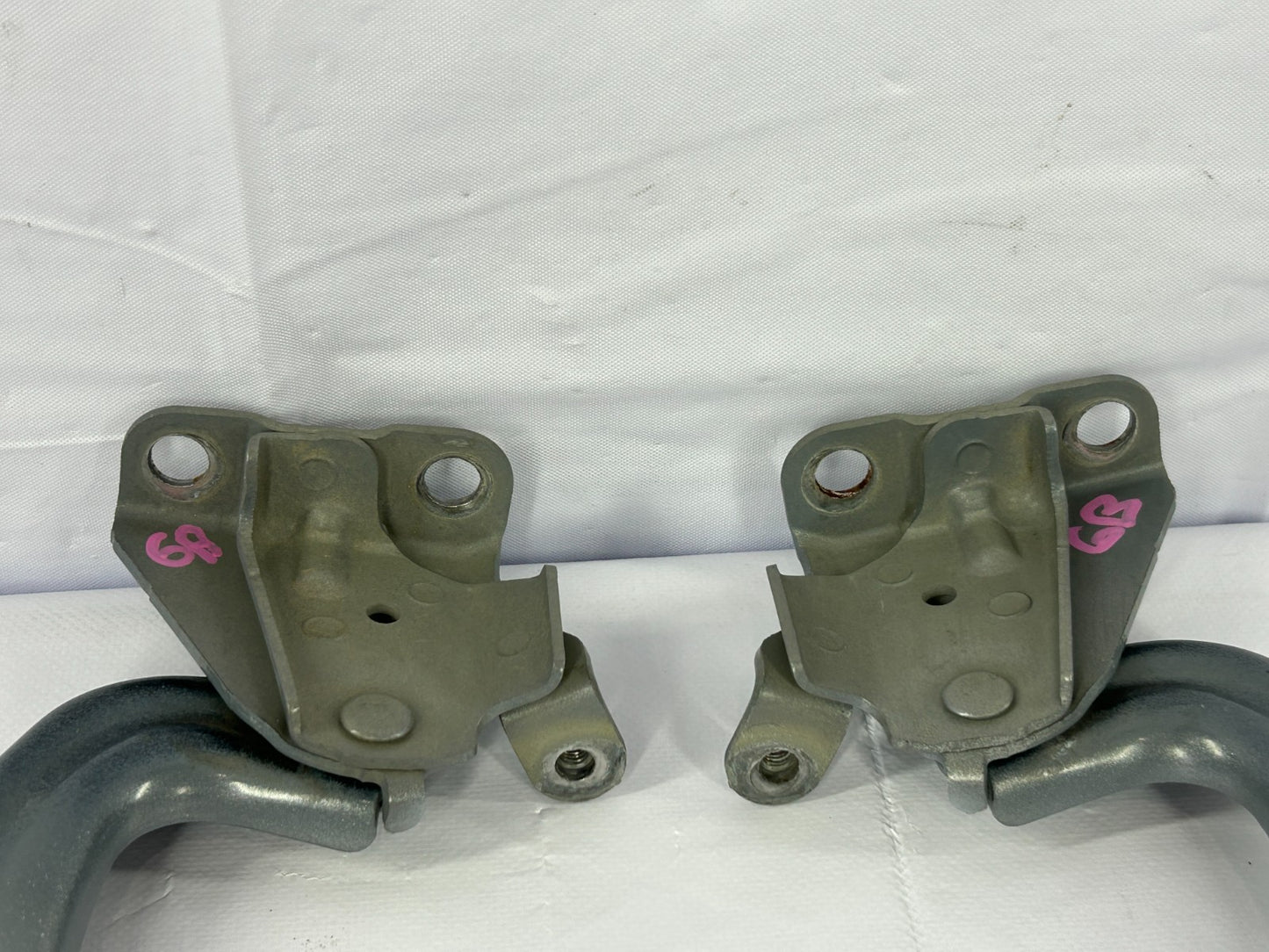2014-2018 Subaru Forester Front Hood Bonnet Right & Left Hood Hinge Set OEM
