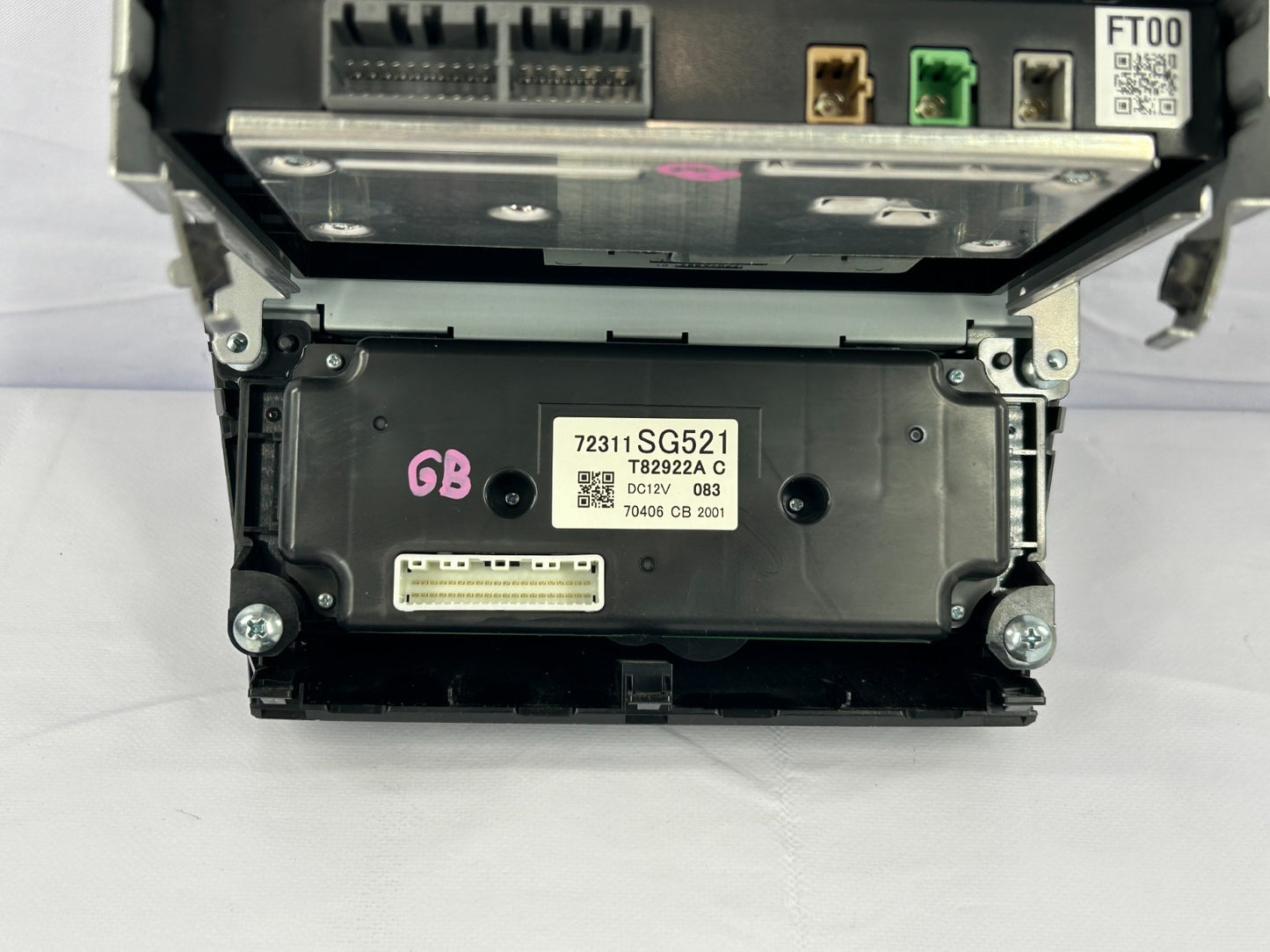2017 Subaru Forester CD Player Radio Receiver & Display Screen OEM 86201SG671