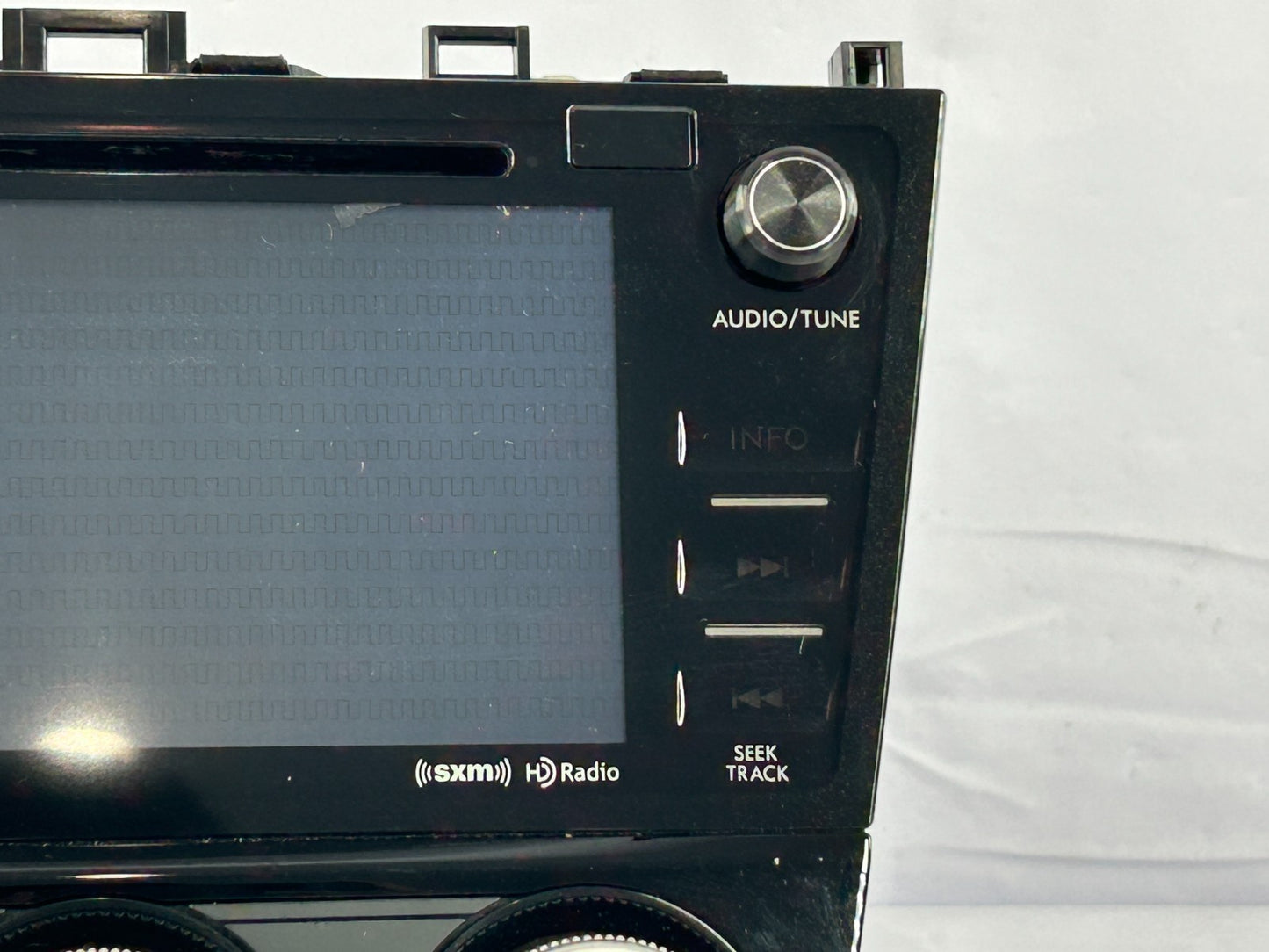 2017 Subaru Forester CD Player Radio Receiver & Display Screen OEM 86201SG671