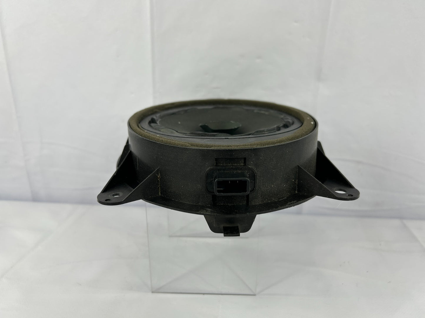 2014-2018 Subaru Forester Front Left or Right Door Speaker Audio Sound OEM