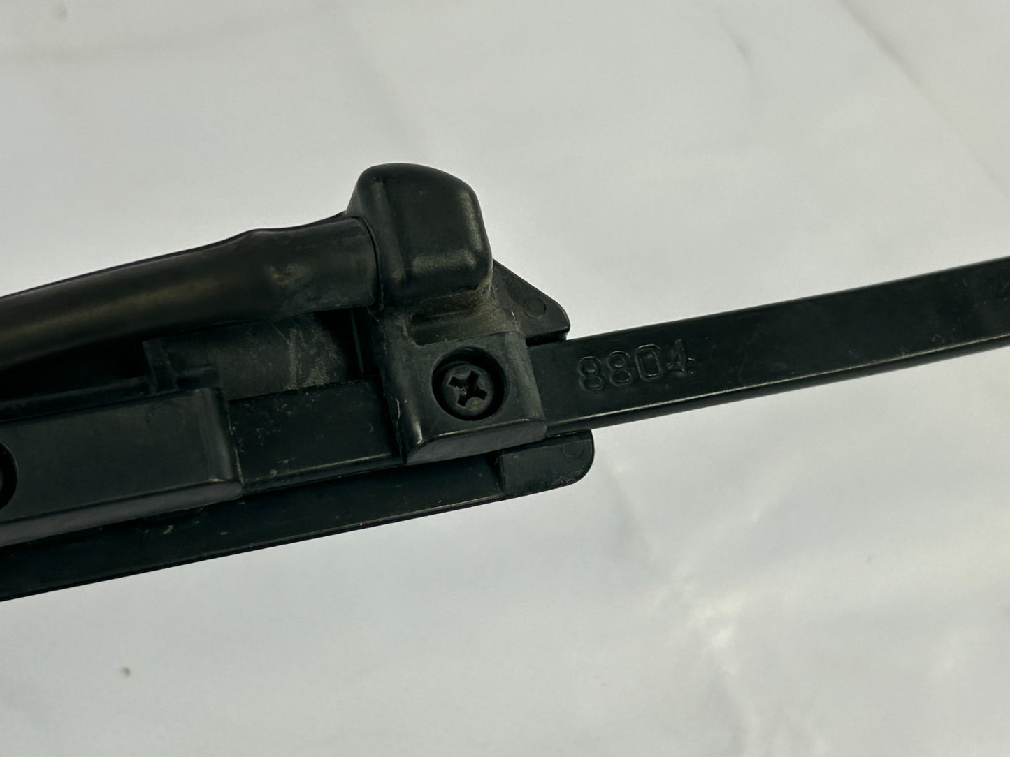 2014-2018 Subaru Forester Front Right Passenger Windshield Wiper Arm 86532SG160