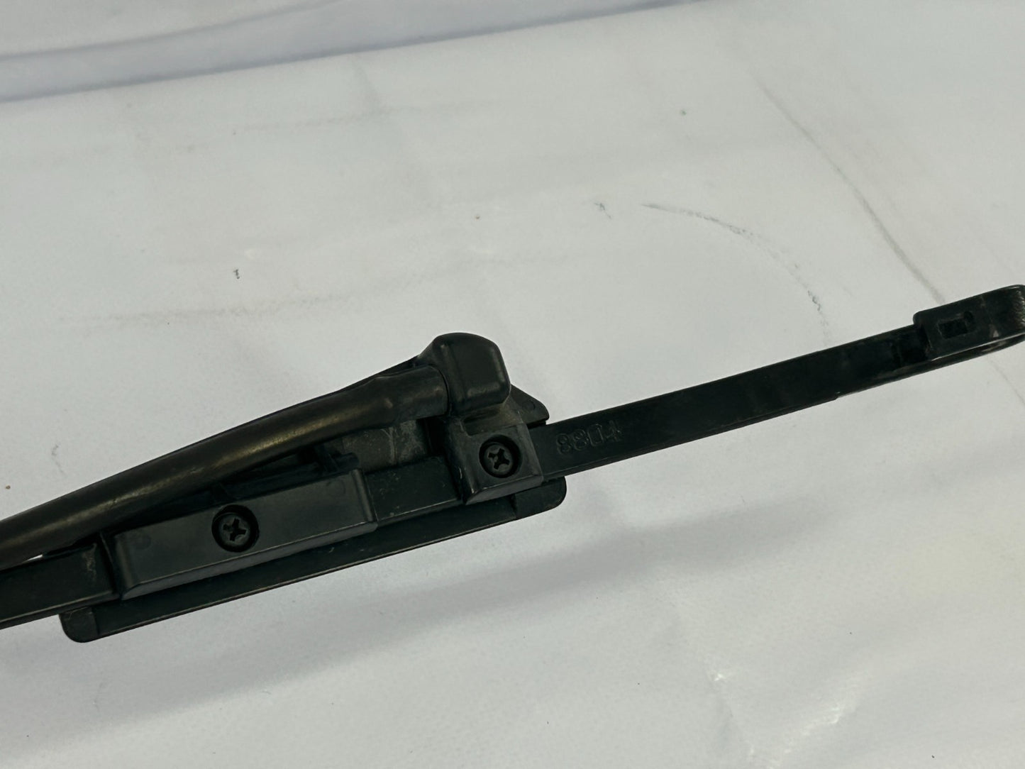 2014-2018 Subaru Forester Front Right Passenger Windshield Wiper Arm 86532SG160