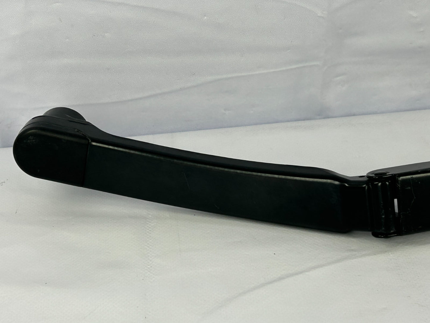 2014-2018 Subaru Forester Front Left Driver Side Windshield Wiper Arm 86532SG010