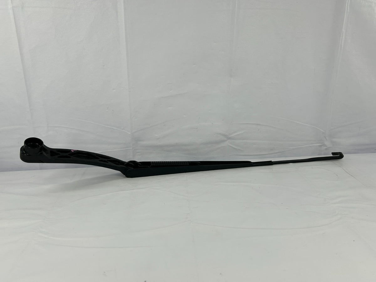2014-2018 Subaru Forester Front Left Driver Side Windshield Wiper Arm 86532SG010