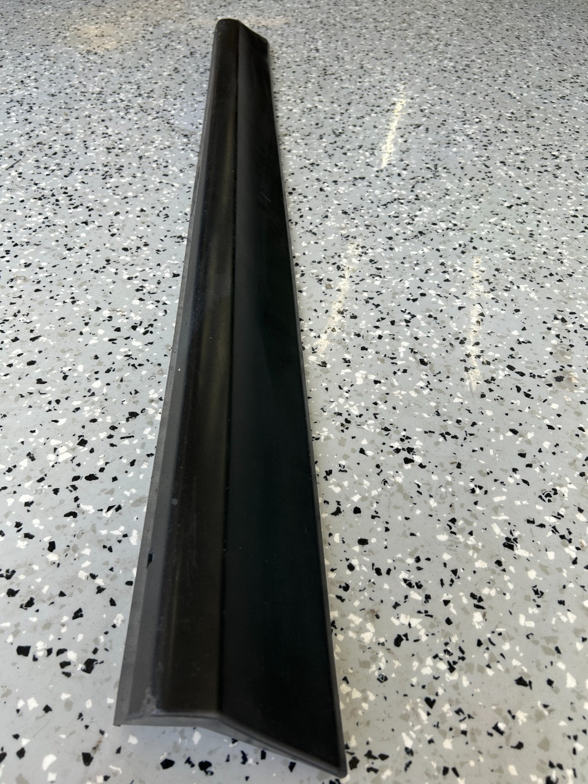 2014-2018 Subaru Forester Front Left Lower Door Molding Trim OEM 91111SG130