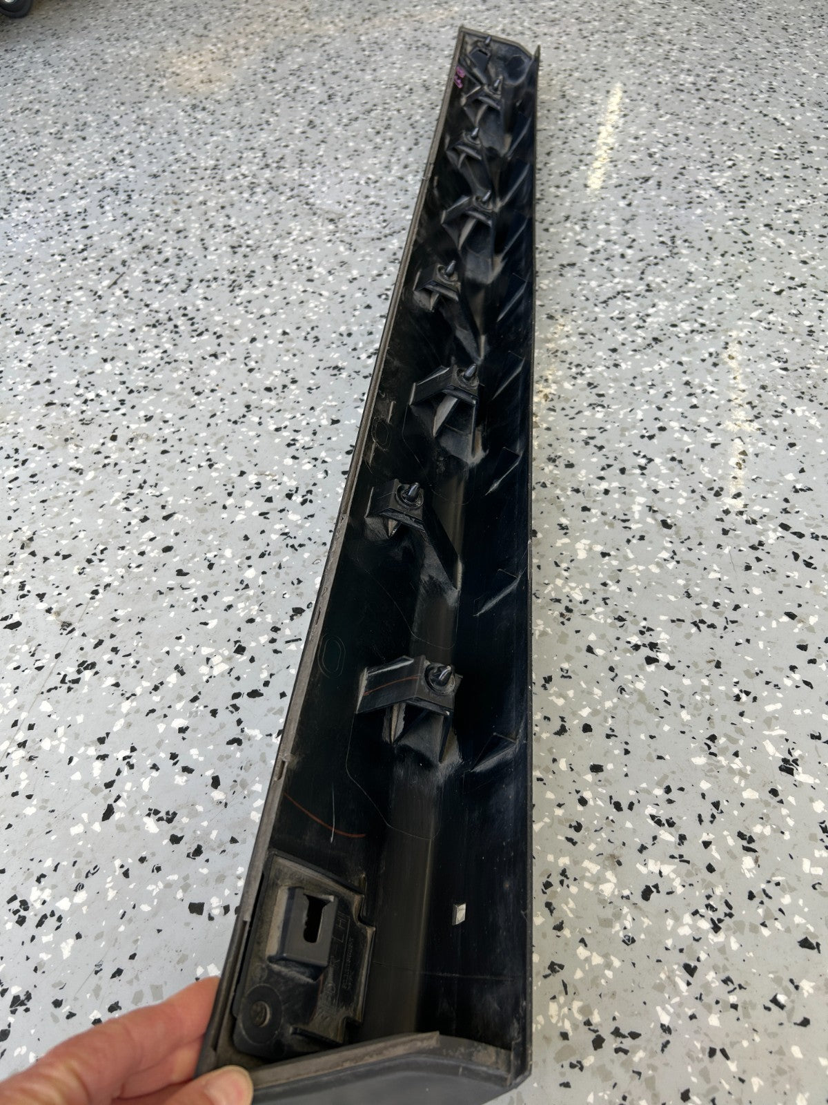 2014-2018 Subaru Forester Front Left Lower Door Molding Trim OEM 91111SG130
