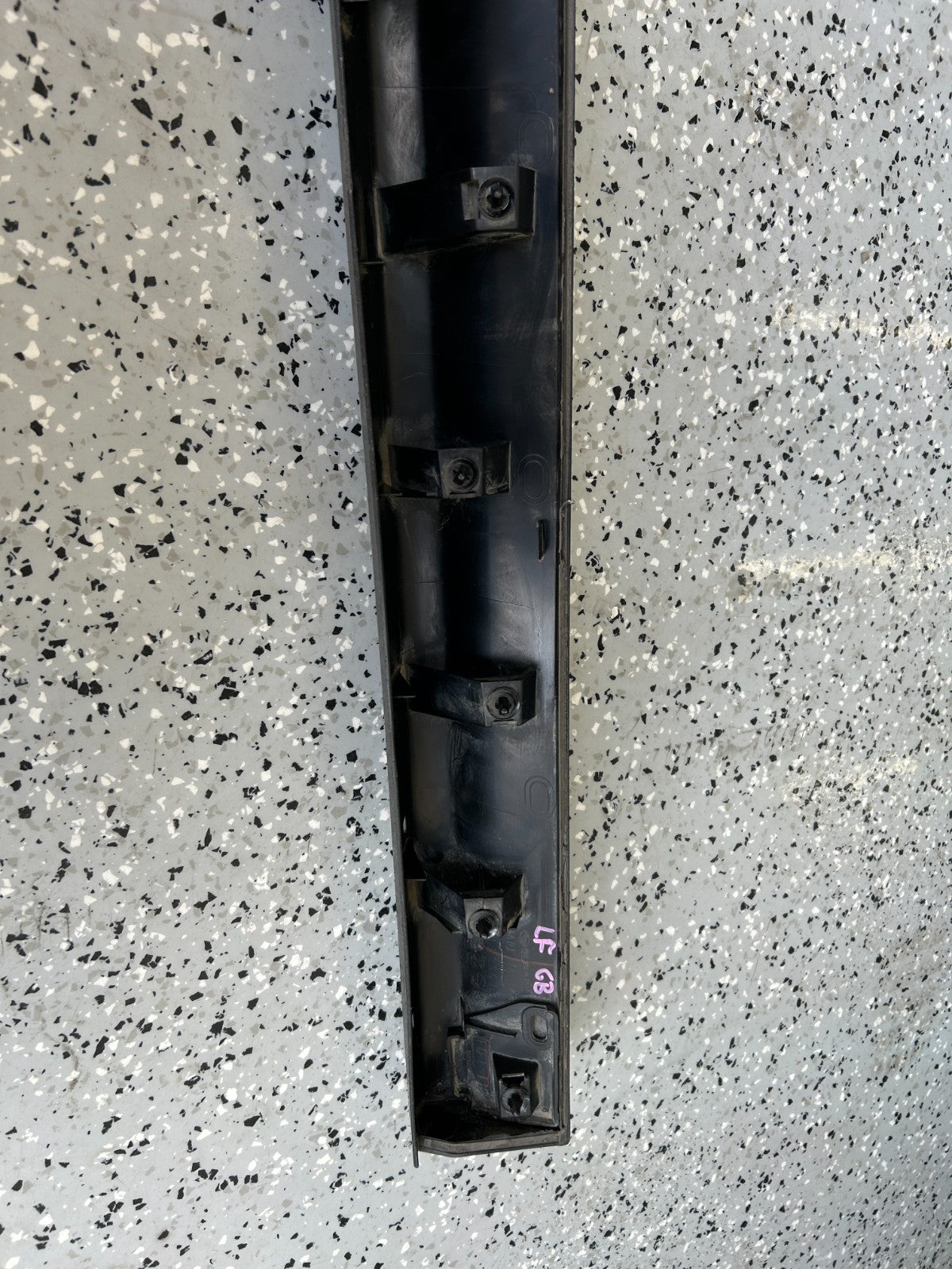 2014-2018 Subaru Forester Front Left Lower Door Molding Trim OEM 91111SG130