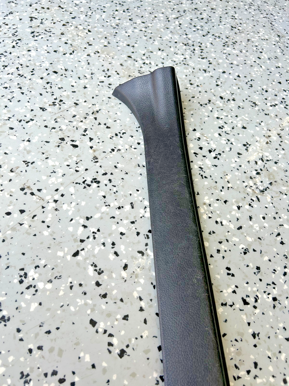 2014-2018 Subaru Forester Front Right Door Sill Scuff Trim OEM 94060FJ040VH