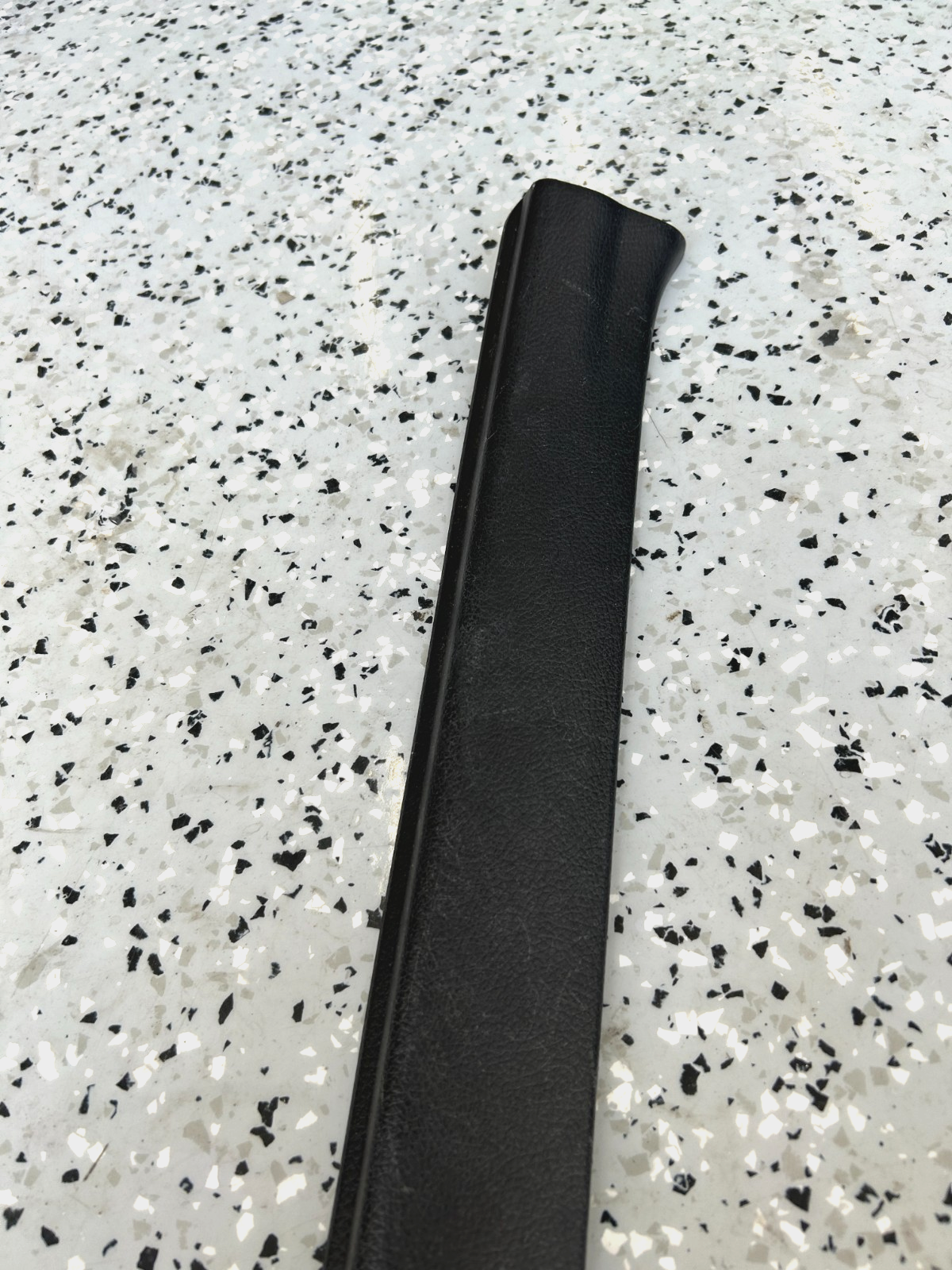 2014-2018 Subaru Forester Front Right Door Sill Scuff Trim OEM 94060FJ040VH