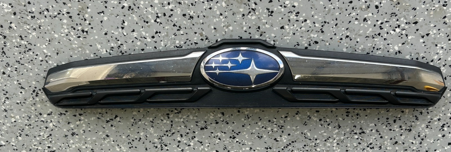 2017-2018 Subaru Forester Front Radiator Upper Grille Grill Trim & Emblem OEM
