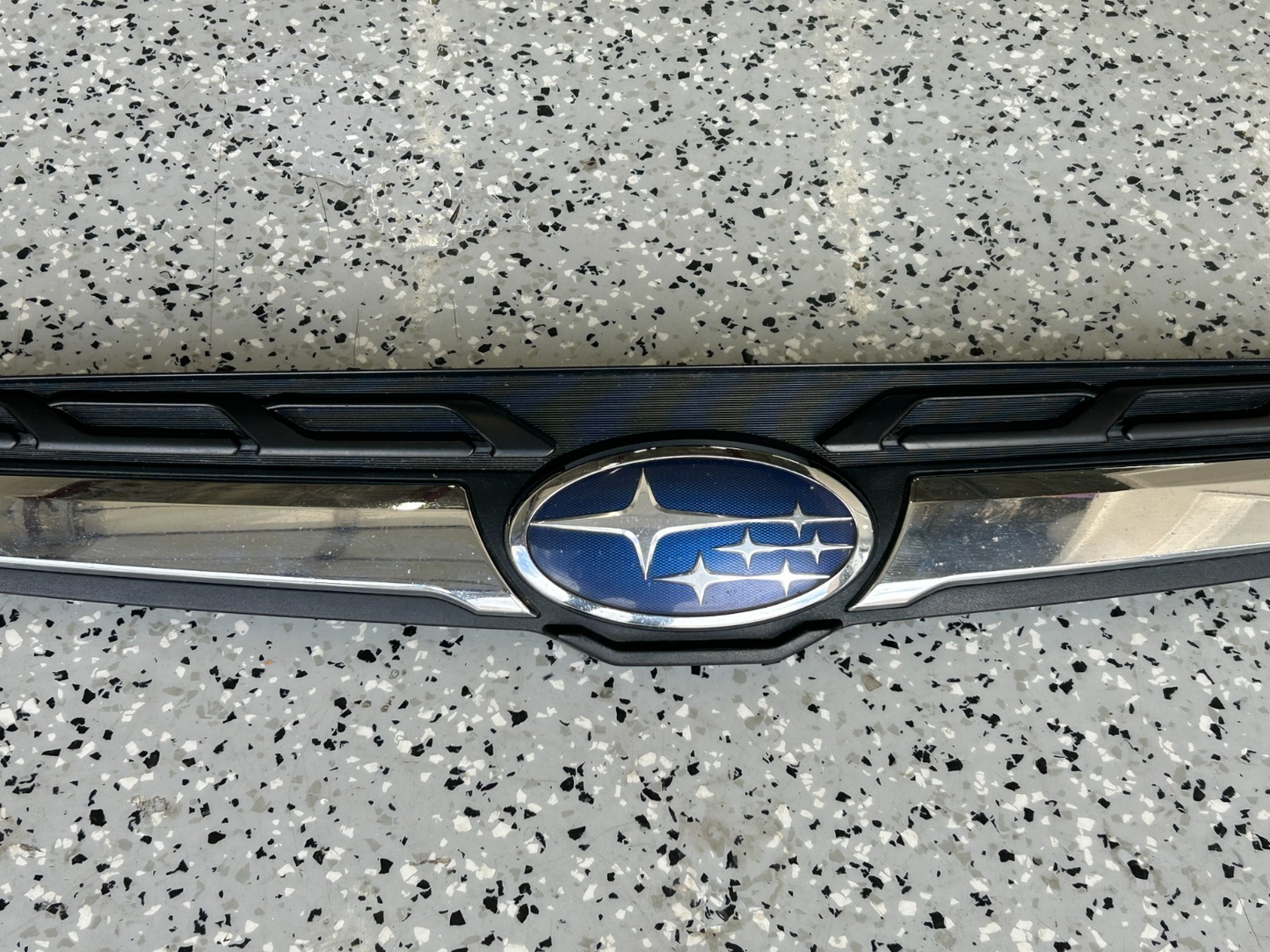 2017-2018 Subaru Forester Front Radiator Upper Grille Grill Trim & Emblem OEM