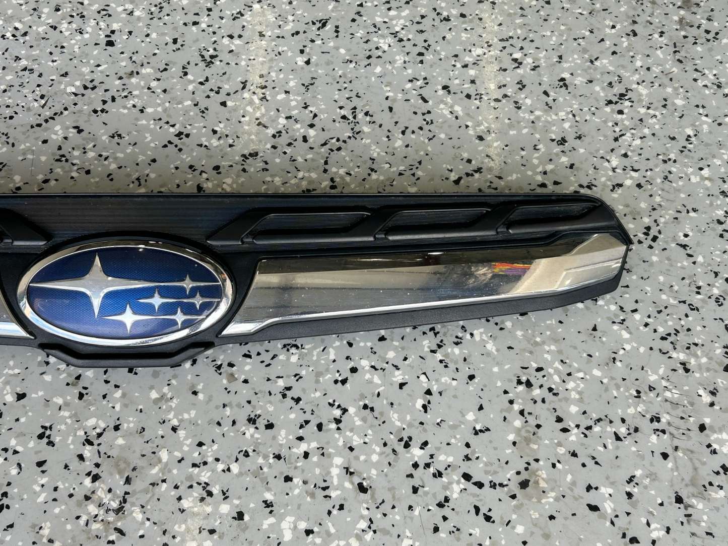 2017-2018 Subaru Forester Front Radiator Upper Grille Grill Trim & Emblem OEM