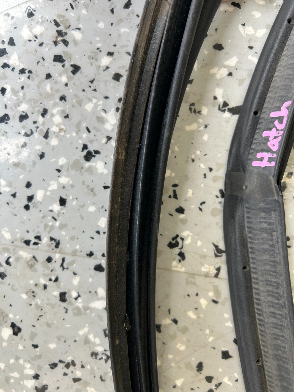 2017 Subaru Forester Trunk Lid Hatch Door Rear Rubber Weatherstrip Seal OEM
