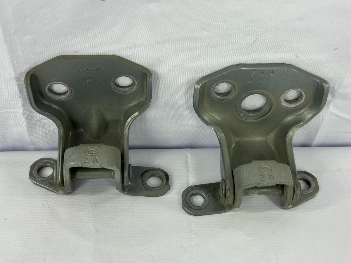 2014-2018 Subaru Forester Front Right Upper & Lower Door Hinge OEM 60079SG003