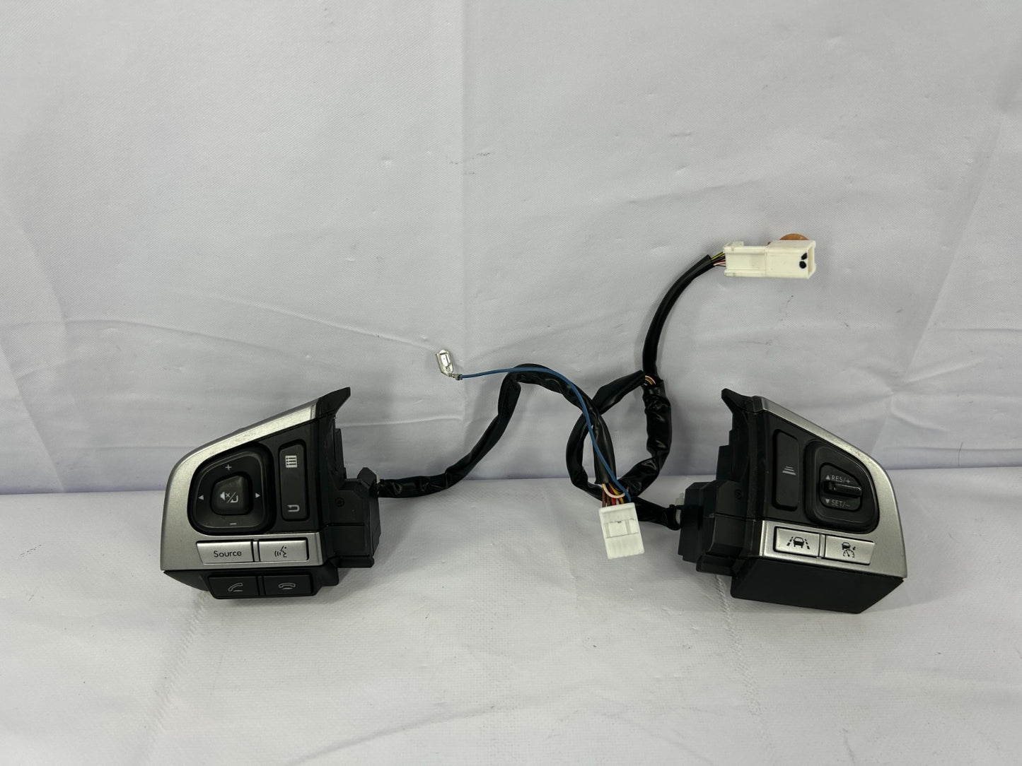 2017-2018 Subaru Forester Steering Wheel Satellite Switches Cruise Audio OEM