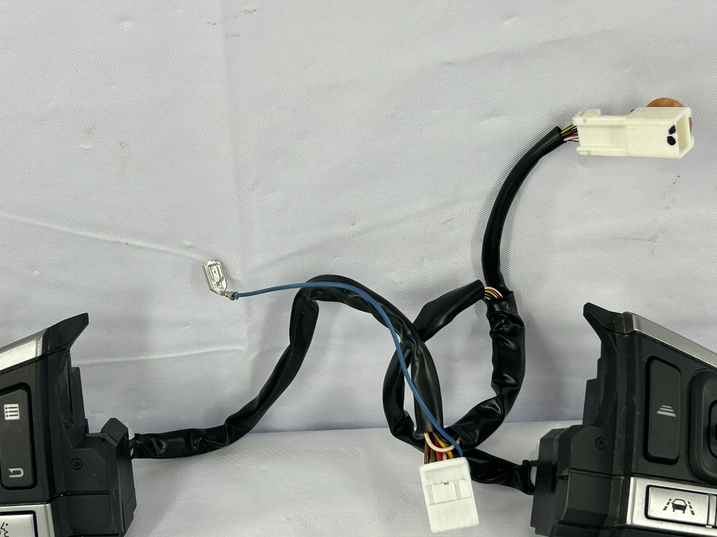 2017-2018 Subaru Forester Steering Wheel Satellite Switches Cruise Audio OEM