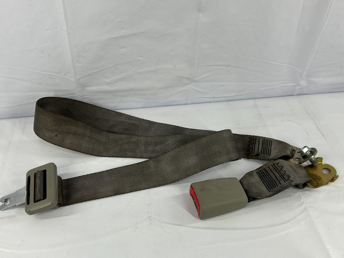 00-01 Toyota Tundra Right Passenger Side Center Seat Belt Ext Cab 73030-0C010-B0