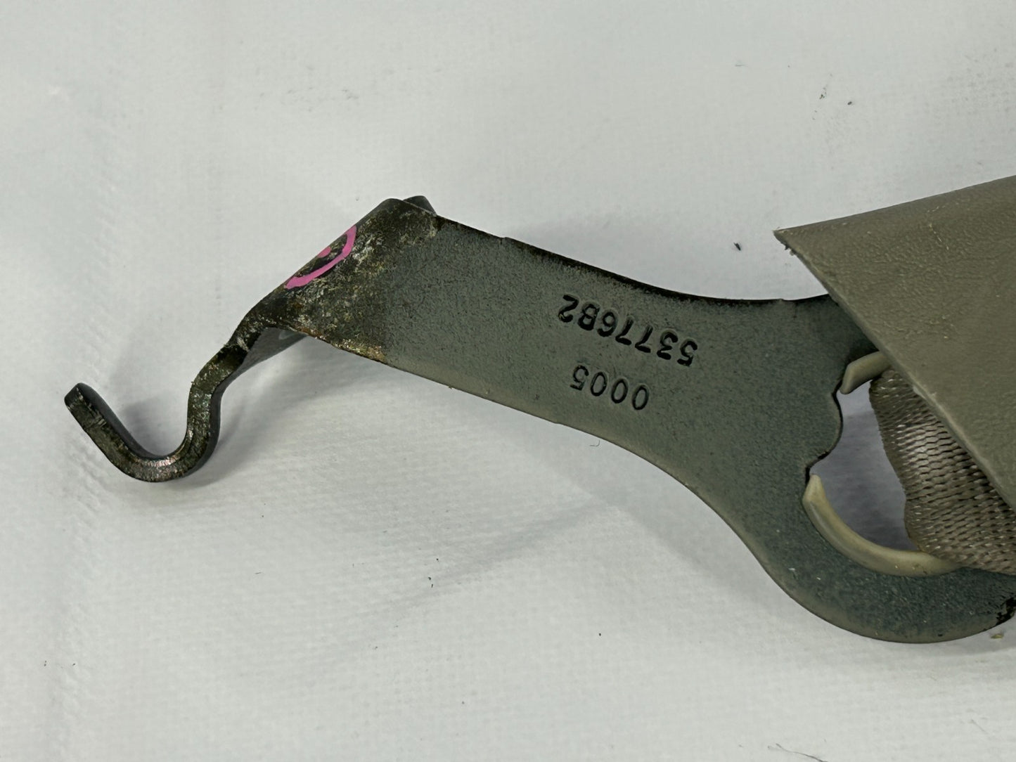 2000-2004 Toyota Tundra Extended Cab Seat Belt Front Center Lap OEM 73140-0C010