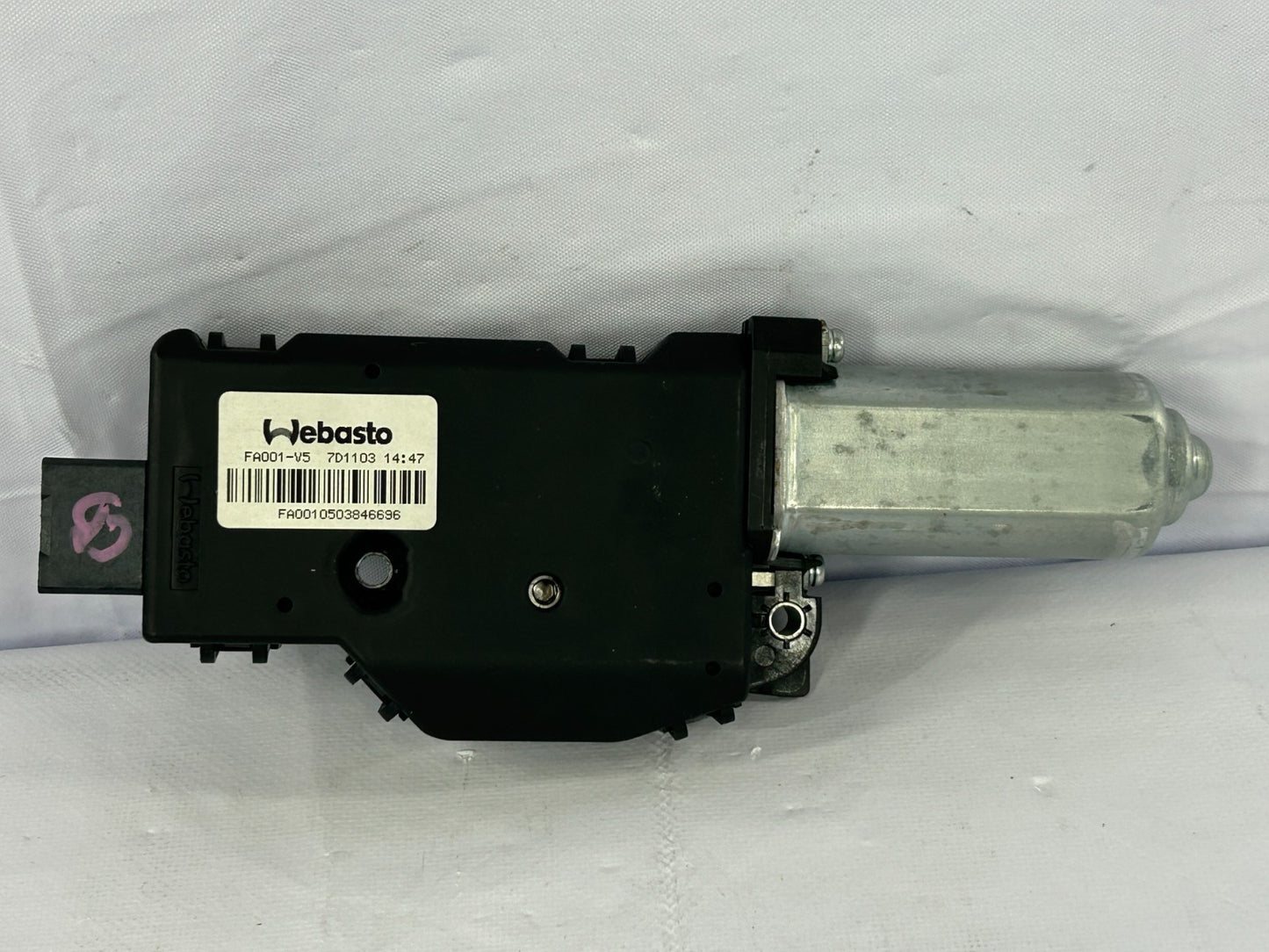 2014-2018 Subaru Forester Upper Sunroof Moonroof Power Motor OEM 65450SG000