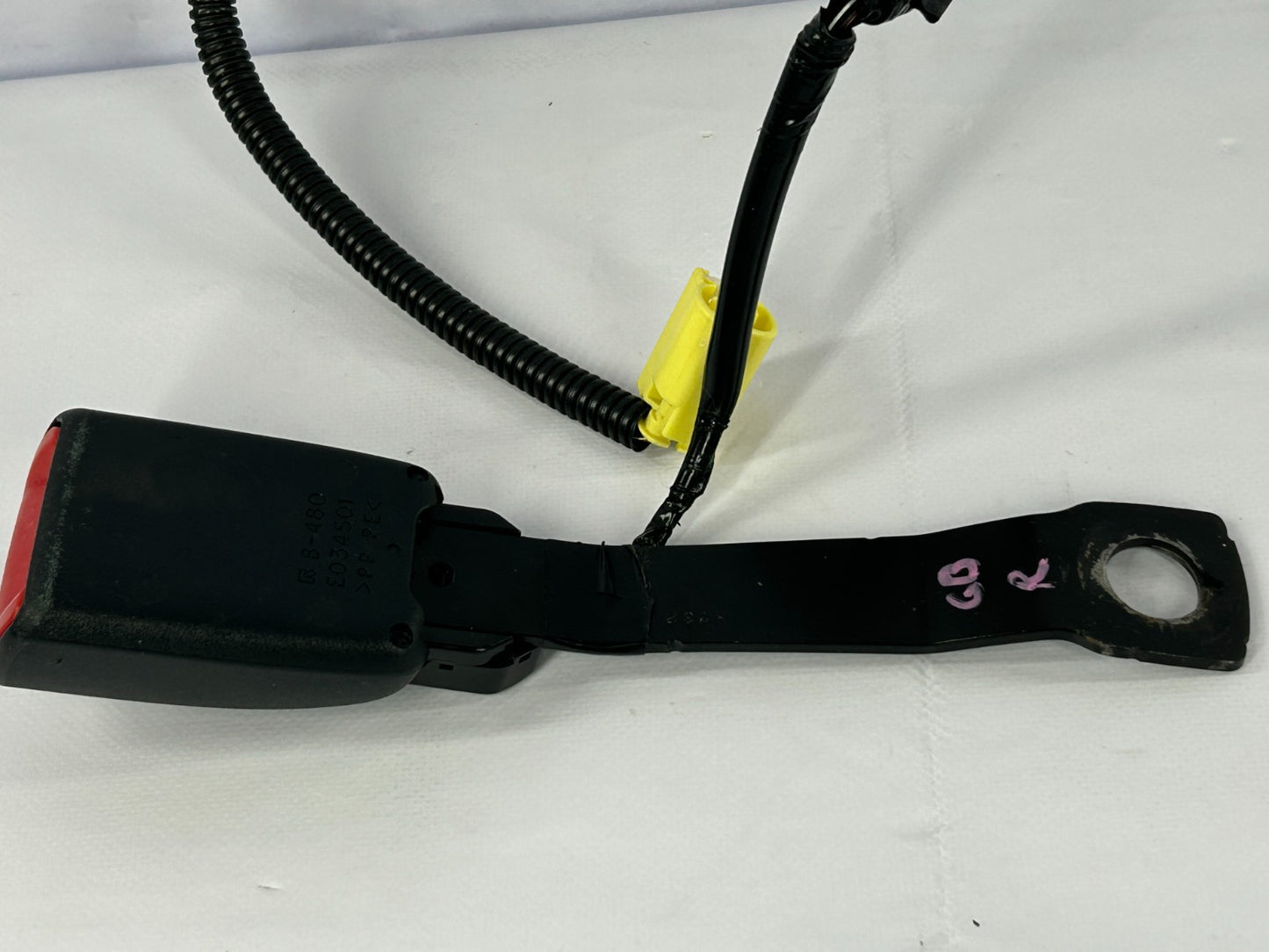 2014-2018 Subaru Forester Front Right Passenger Side Seat Belt Buckle Black OEM