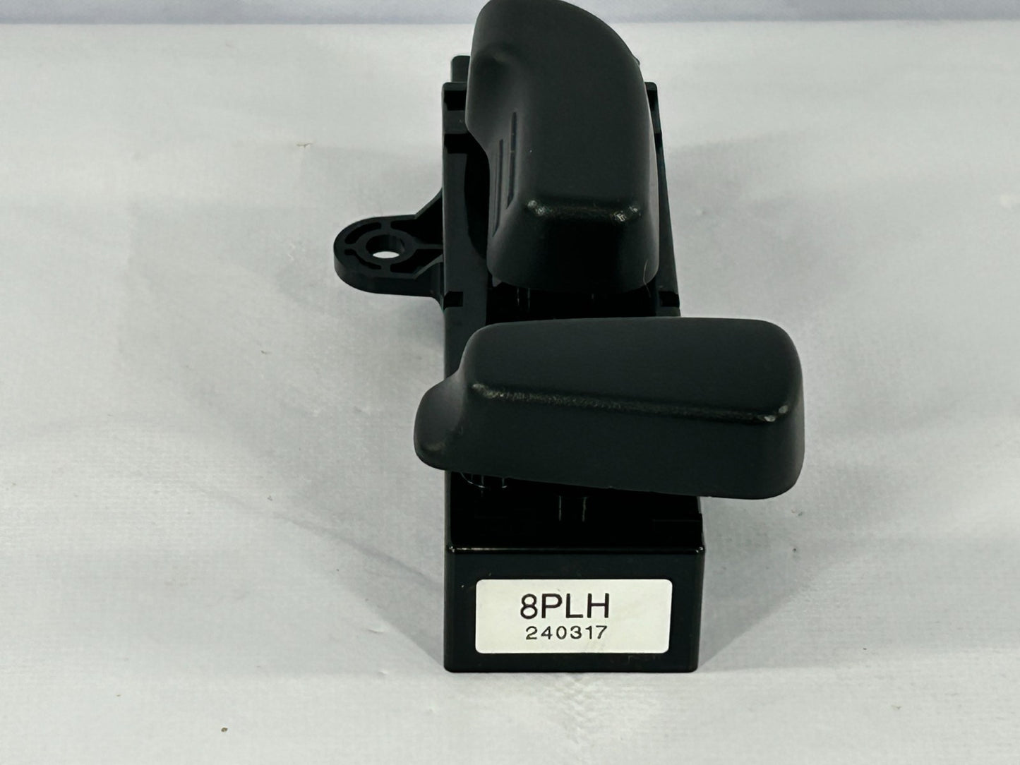 14-18 Subaru Forester Left Front Power Seat Control Switch 64176FJ010 OEM