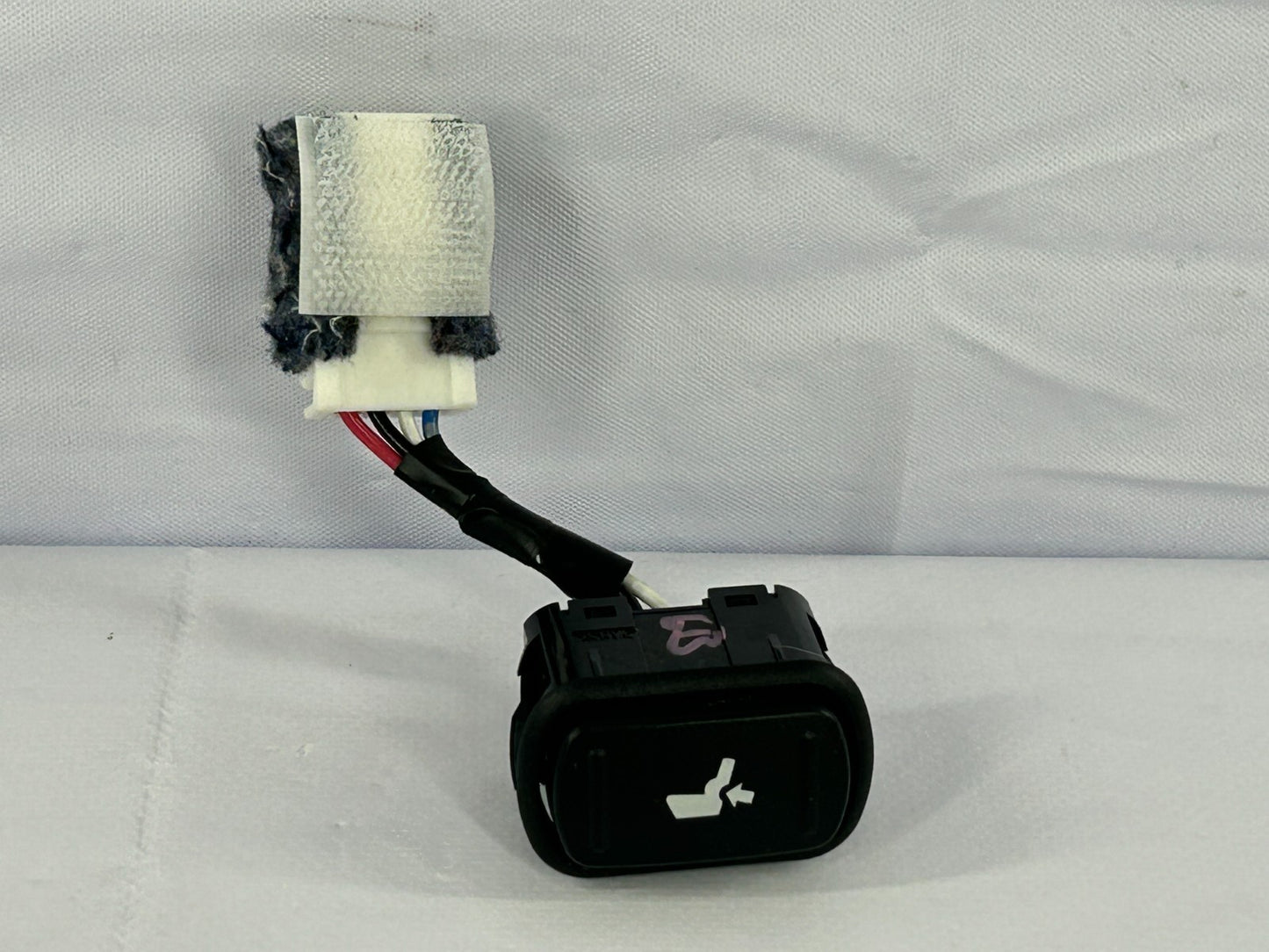 2014-2018 Subaru Forester Front Left Side Seat Lumbar Support Switch Black OEM