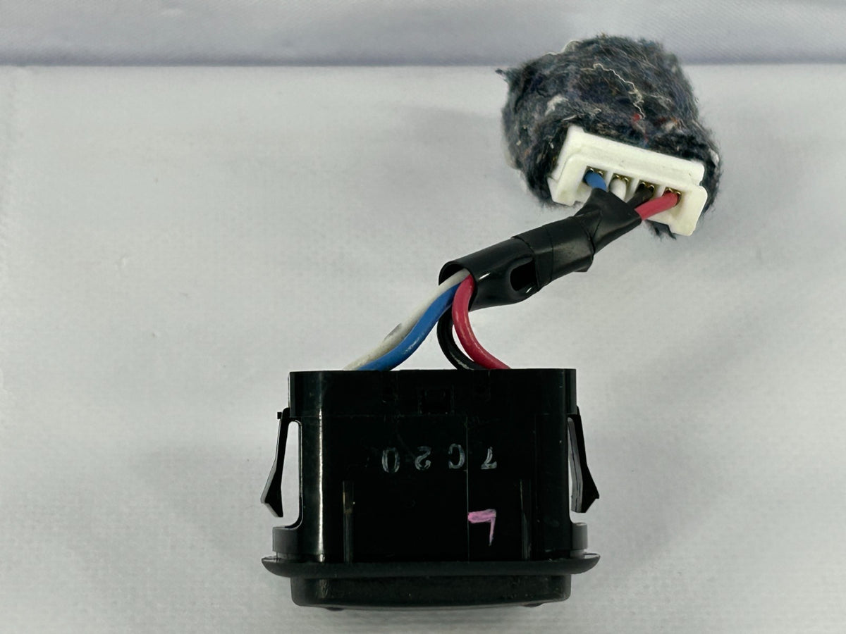 2014-2018 Subaru Forester Front Left Seat Lumbar Support Switch OEM 64176SG010JC