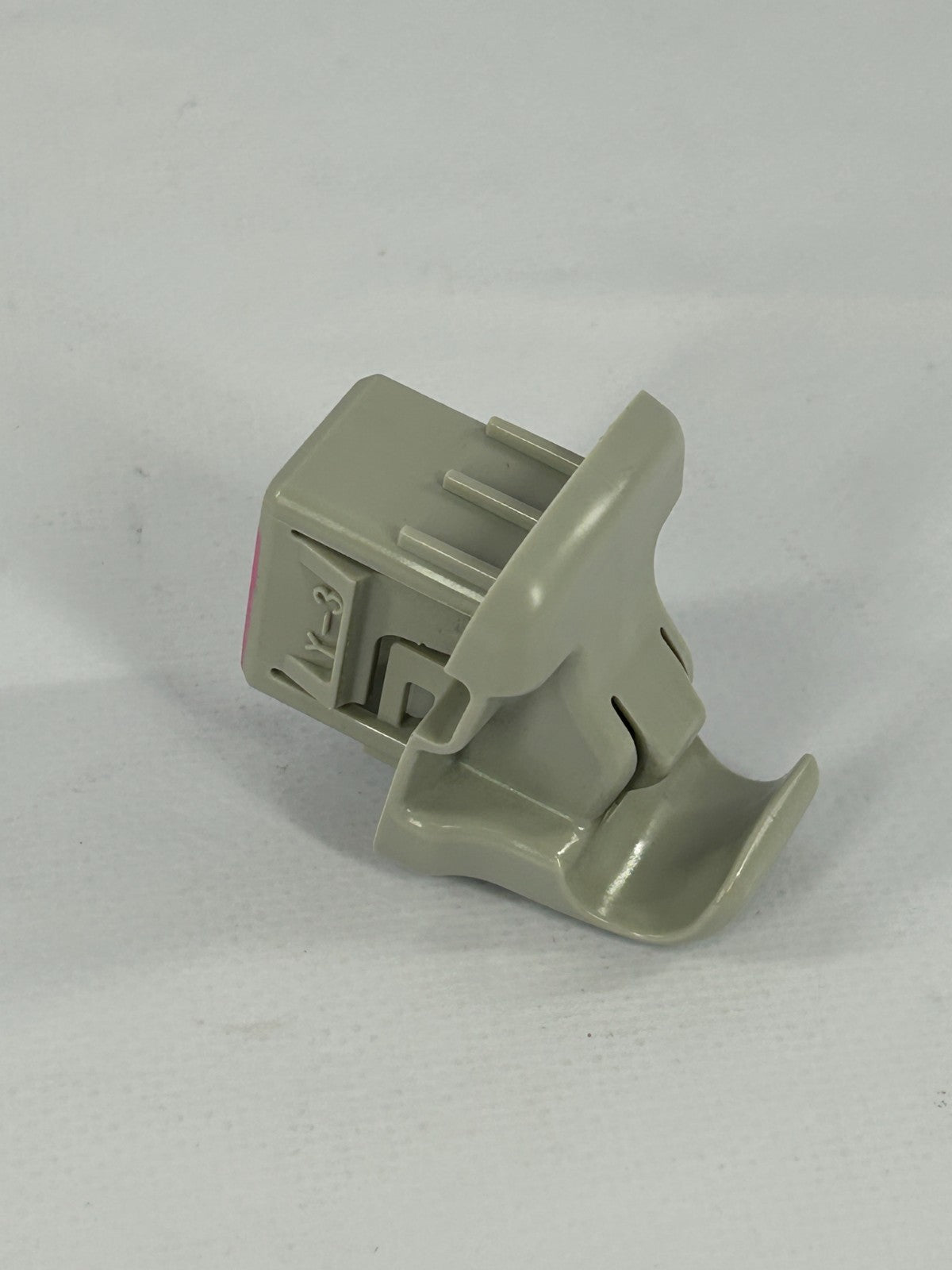 2014-2018 Subaru Forester Sun Visor Clip Hanger Hook Gray 92018YC000LO OEM
