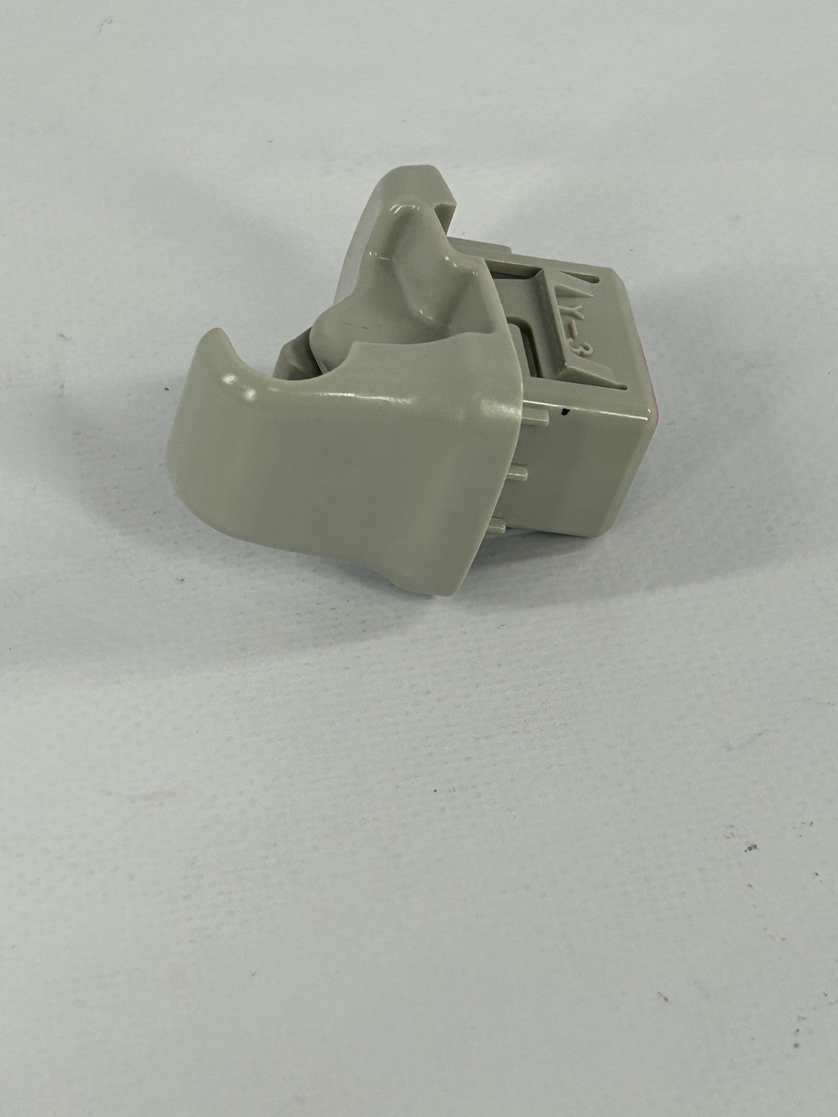 2014-2018 Subaru Forester Sun Visor Clip Hanger Hook Gray 92018YC000LO OEM