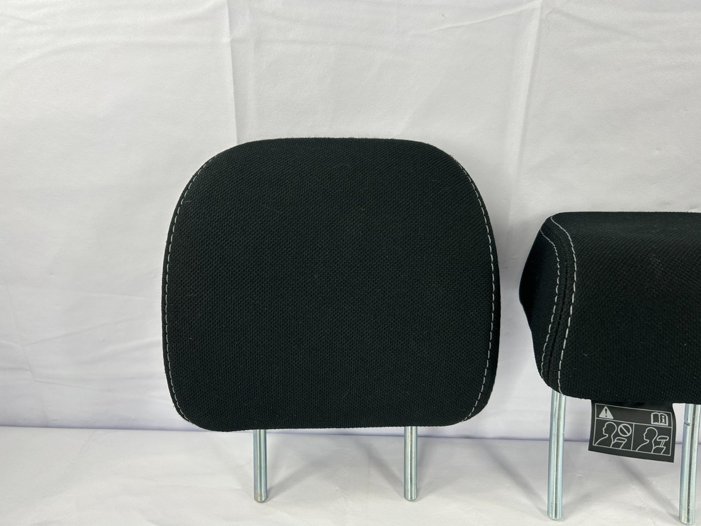 2014-2018 Subaru Forester Rear Back Seat Headrests Head Rest Black Cloth Set OEM