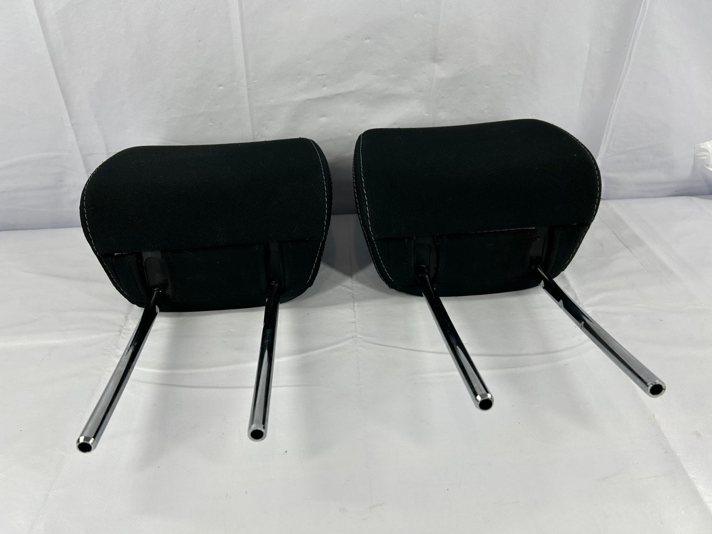 2014-2018 Subaru Forester Front Left & Right Seat Headrests Black Cloth Set OEM