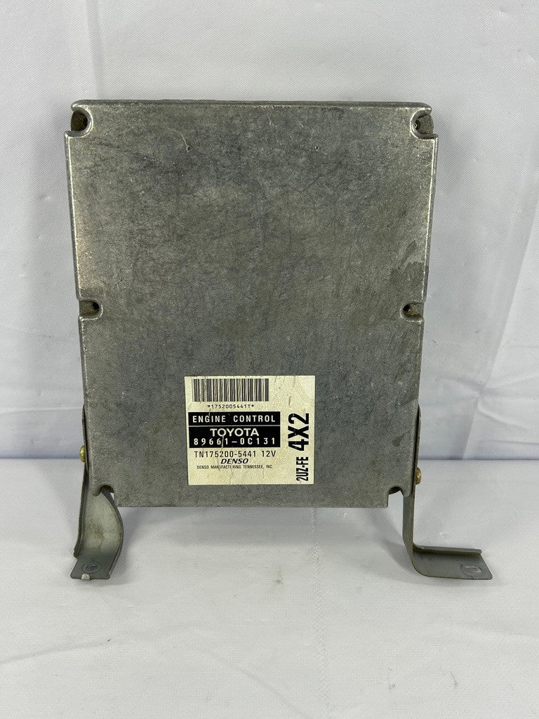 2000 Toyota Tundra Engine Control Module 89661-0C131 OEM