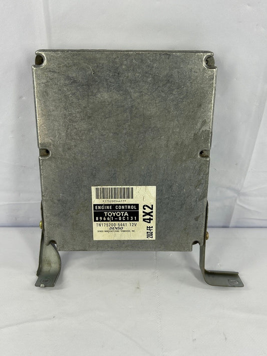 2000 Toyota Tundra Engine Control Module 89661-0C131 OEM