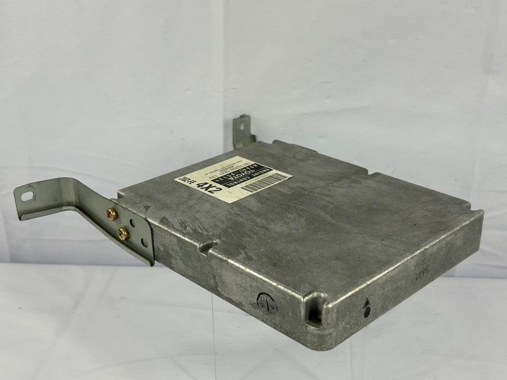 2000 Toyota Tundra Engine Control Module 89661-0C131 OEM