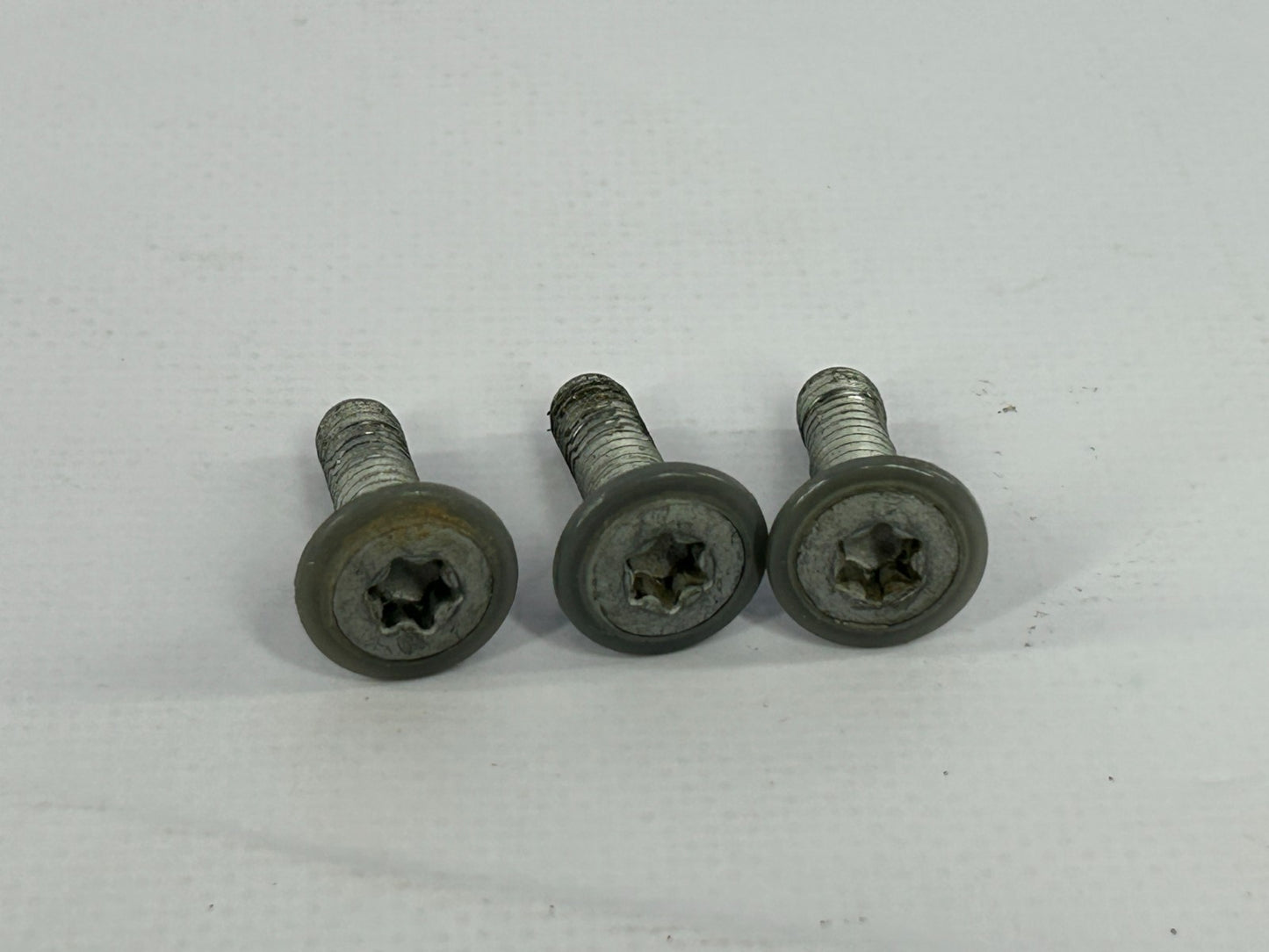 00-06 Toyota Tundra Door Lock Latch Actuator Screws Bolt Torx Set of 3 OEM
