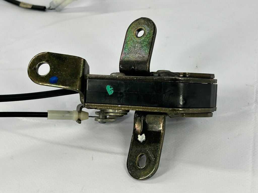 2000-2006 Toyota Tundra Access Cab Rear Right Upper Bottom Door Lock Latch OEM
