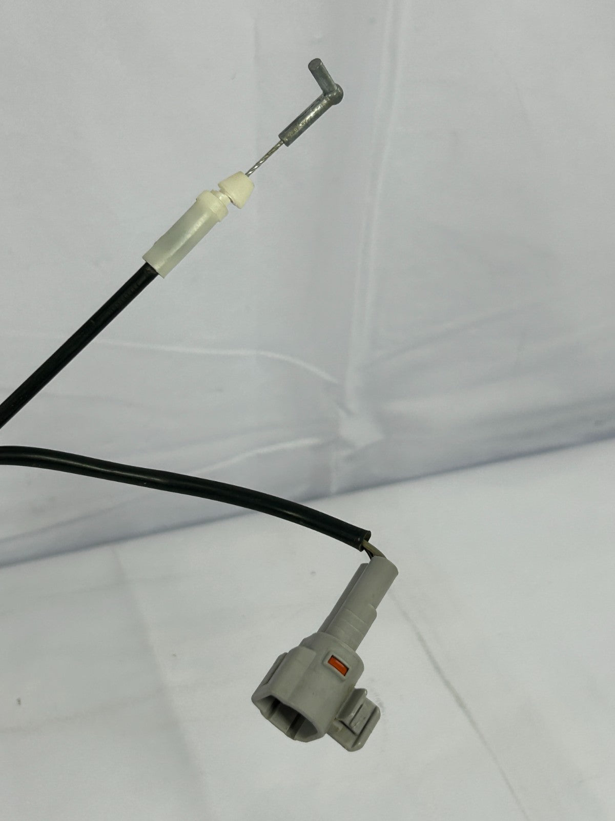 2000-2006 Toyota Tundra Rear Left Lower Door Lock Latch Actuator OEM 69390-34010