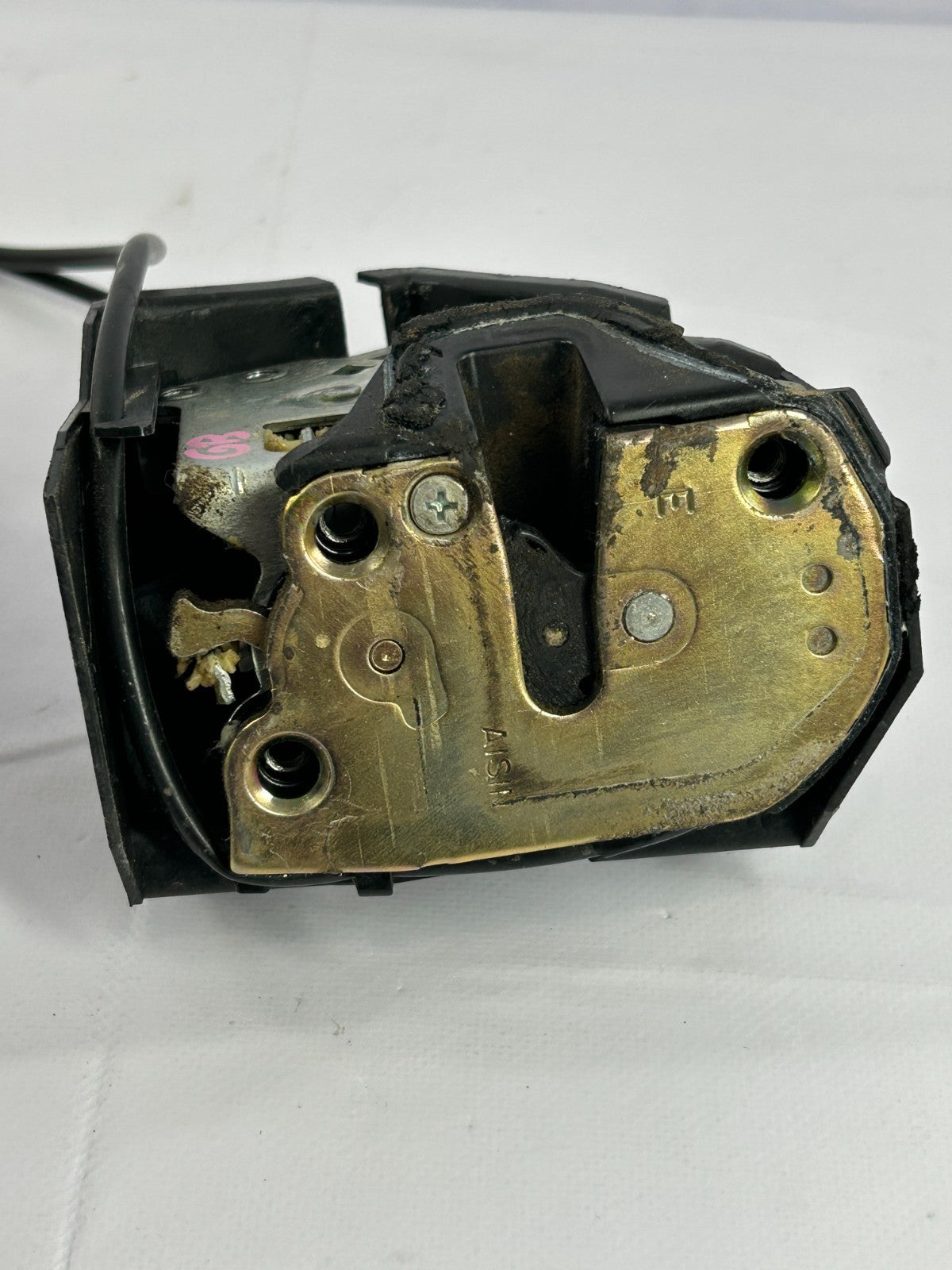 2000-2006 Toyota Tundra Rear Left Lower Door Lock Latch Actuator OEM 69390-34010