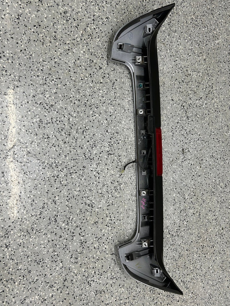 2015-2019 Subaru Outback Wagon Rear Upper Spoiler Silver 1GU OEM