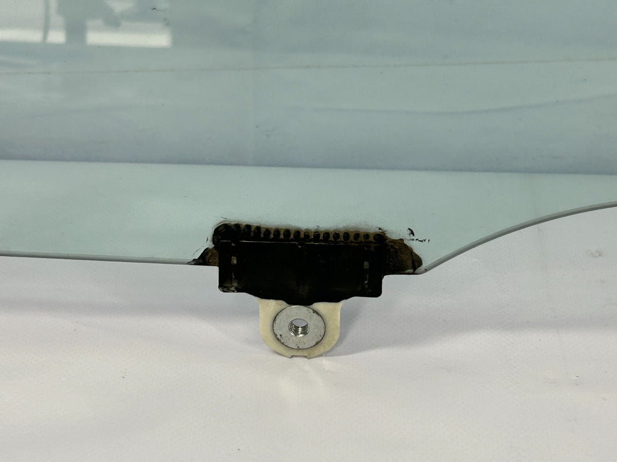 2015 Mitsubishi Outlander Sport Front Left Side Door Window Glass OEM 5706A875