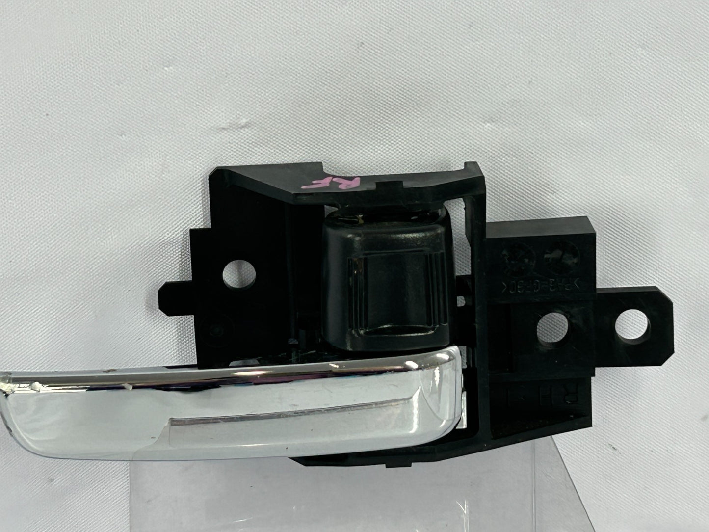 11-25 Mitsubishi Outlander Sport Front Right Interior Door Handle OEM 5716A480XB