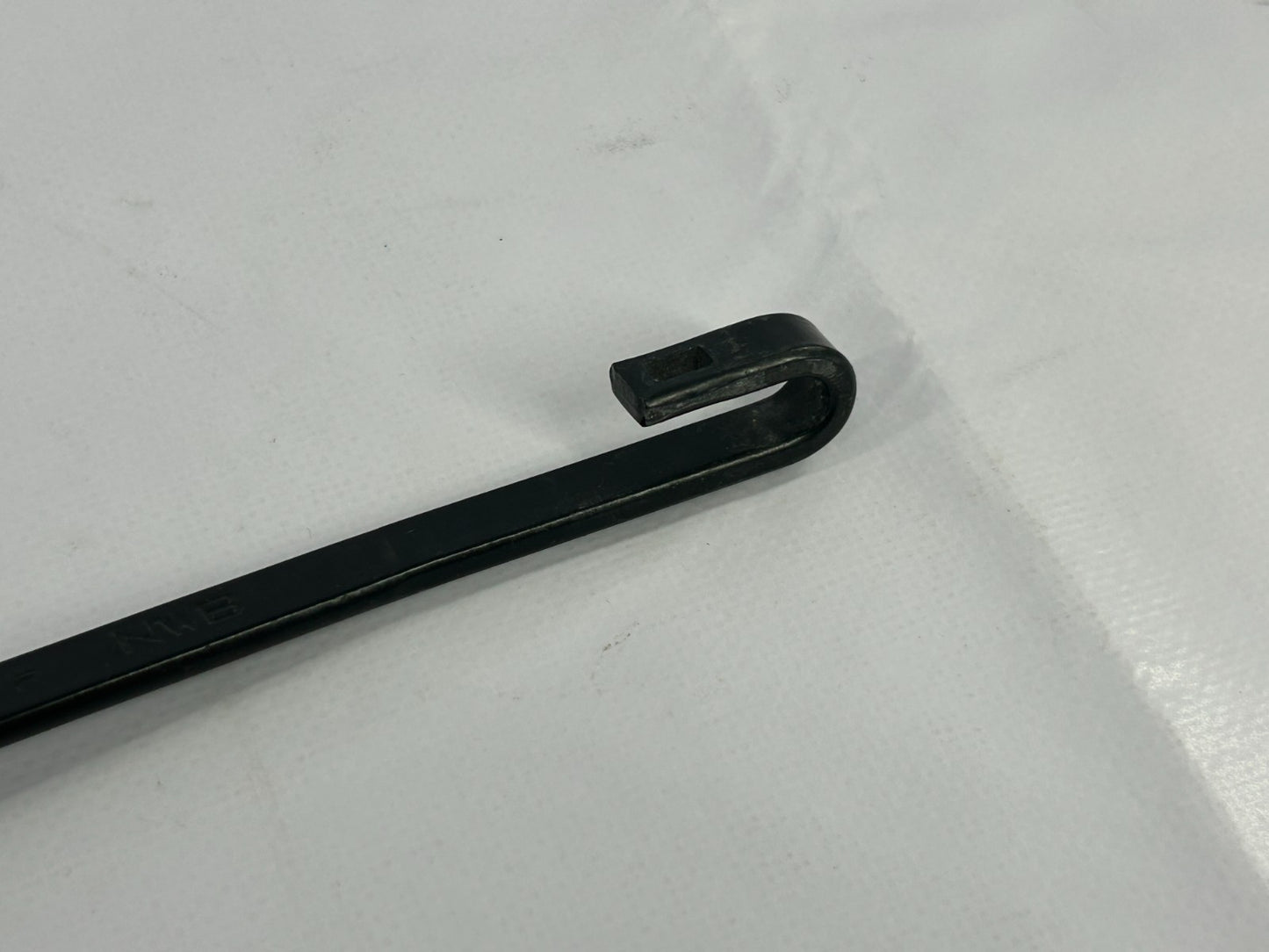 11-25 Mitsubishi Outlander Sport Windshield Front Right Wiper Arm OEM 8250A172
